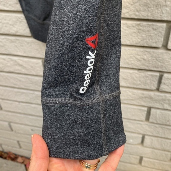 𝅺Reebok Speedwick Cropped Leggings Heather Grey XS - Picture 2 of 9